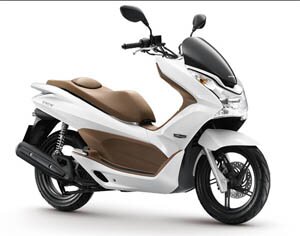 Honda начала продажи нового скутера PCX