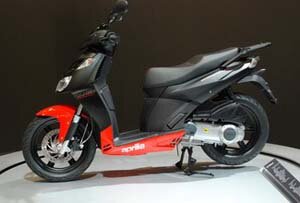 Скутер Aprilia Sportcity Cube 2010