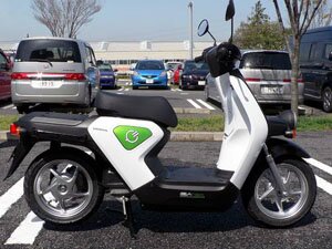 Honda подготовила электроскутеры для Японии