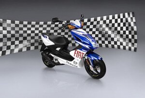 Реплика Росси в виде скутера Aerox