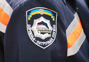 В Сумской области водитель скутера покусал гаишника