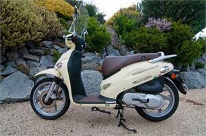 Скутер Kymco Espresso 150