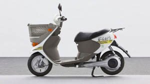 Совместный проект Sanyo и Suzuki: экспериментальный электрический скутер