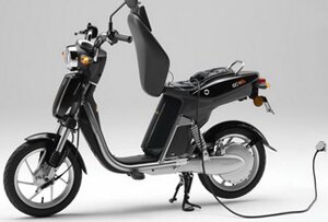 Intermot-2010: Финальная версия электроскутера EC-03 от Yamaha