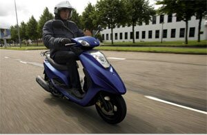Новый бюджетный скутер Yamaha Vity 125