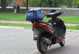 Скутеры придется регистрировать