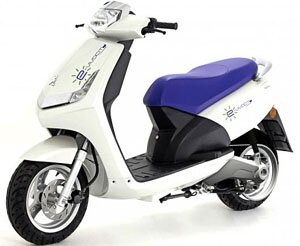Электрический скутер Peugeot e-Vivacity