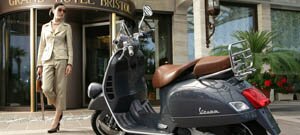 Бег на месте: мини-обзор Vespa S College,Yamaha X max 250, Gilera GP 800
