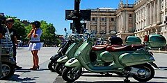 Экскурсии по Мадриду на ретромотороллерах