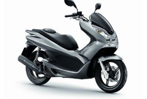 Honda обновляет скутер PCX125