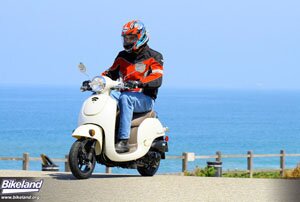 Скутер Honda Metropolitan 50. Первые тесты