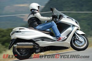 Максискутер Piaggio X10 500
