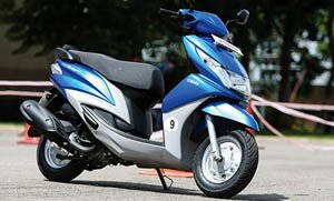 Первые тесты Yamaha Cygnus Ray 2012