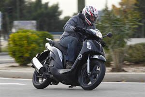 MX Motor представила скутер C5