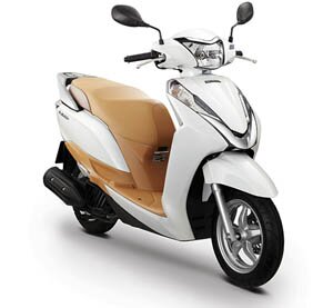 Honda начинает выпуск скутера LEAD 125 во Вьетнаме