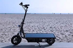 Solar Electric Scooter ездит от энергии солнца