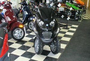 У Piaggio снизились продажи и прибыль
